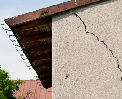 Crack Repairs — photo 1 of 3